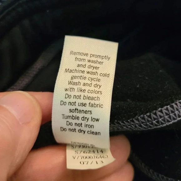 Athleta Skirt Up Acceleration 2 in 1 Skirt Legging - Picture 13 of 14